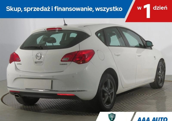 Opel Astra cena 35000 przebieg: 109766, rok produkcji 2013 z Kamień Krajeński małe 254